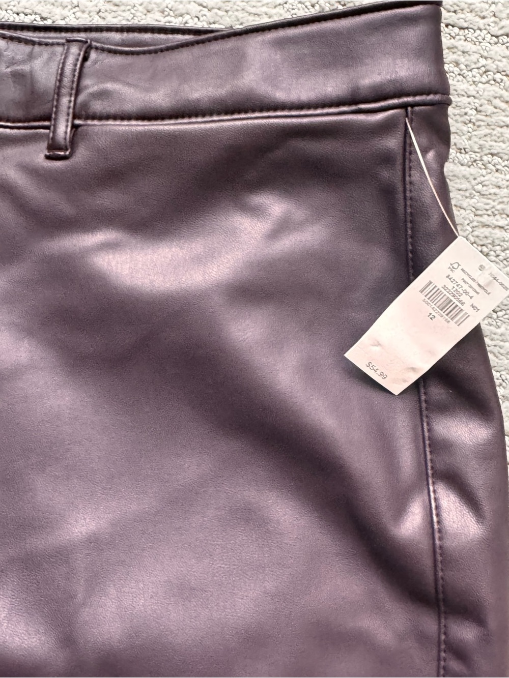Old Navy High-Rise Pixie Straight pants - Picture 2 of 4